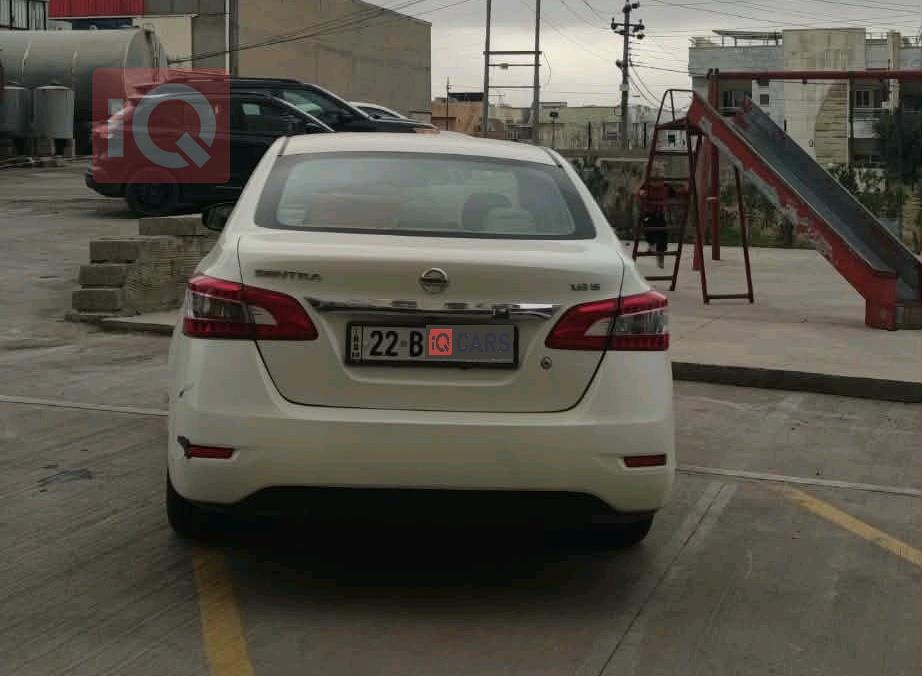 نيسان سنترا